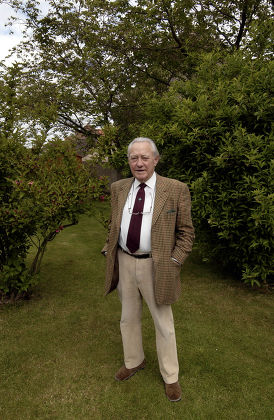 Richard Todd at home in Lincolnshire, Britain - 2004