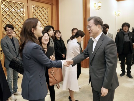 South Korean President Moon Jae-in meets Parasite cast in Seoul, Korea - 20 Feb 2020