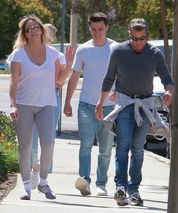 Heather Locklear out and about, Westlake Village, Los Angeles - 21 Mar 2020