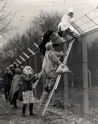 Demonstrations - Greenham Common - 1983 Greenham Common Protest. Women Climb The Greenham Fence. Mrs. Thatcher Is To Mount A Big New Operation To Counter Cnd Propaganda Following Yesterday's Unilateralist Demonstration By Tens Of Thousands Of People