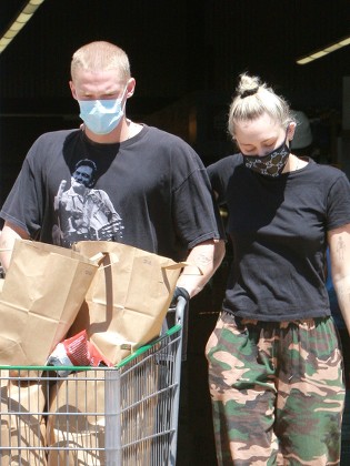 Miley Cyrus and Cody Simpson out and about, Los Angeles, USA - 23 Apr 2020