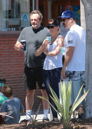 Exclusive - Vince Vaughn out and about, Los Angeles, USA - 24 Apr 2020