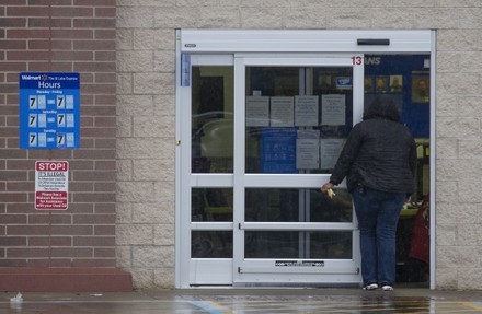 Walmart Employee 9l0 Talks Umass Memorial Editorial Stock Photo - Stock  Image