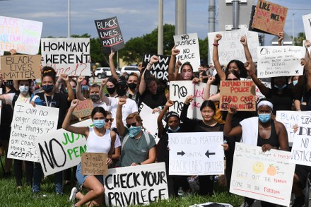 Protesters Seen Demonstrating Peacefully During Protests Editorial ...