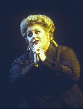 'Un Ballo in Maschera' Opera performed at the Royal Opera House, London, UK 1995 - 15 May 1995