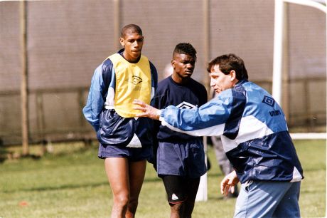 Graham Taylor - Football Manager - 1992 England Manager Graham Taylor Carlton Palmer And Tony Daley Preparing For The Match Against Russia... Picture Desk ** Pkt5439-397863
