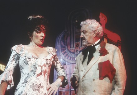 'La Grande Magia' Play performed in the Lyttelton Theatre, National Theatre, London, UK 1995 - 15 Aug 1995