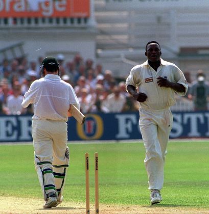 Cricket 5th Test Match At Trent Bridge 1997 England V Australia.....ashes..australia Won The Match Devon Malcolm Gets Wicket Of Steve Waugh
