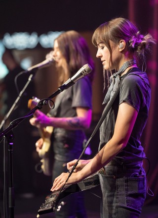 Rebecca Lovell Megan Lovell Larkin Poe Editorial Stock Photo - Stock ...