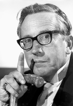 250 1966 movies Stock Pictures, Editorial Images and Stock Photos