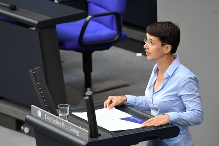 Plenary session at the Bundestag, Berlin, Germany - 01 Jul 2020