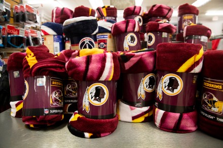 Washington Redskins Merchandise Sale Store Arlington Foto de stock