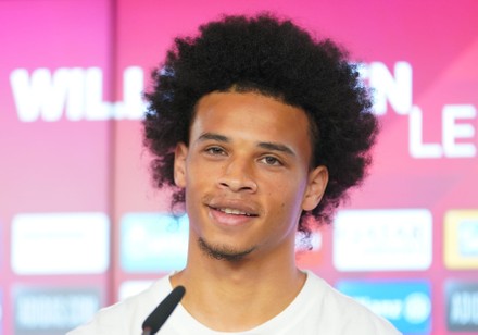 bayern munich leroy sane presentation Stock Photos (Exclusive ...