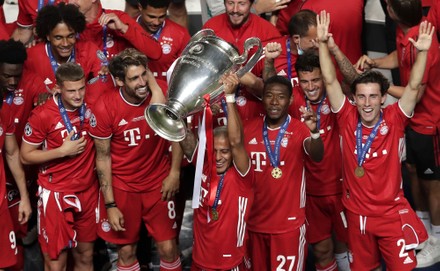 Bayern Player Thiago Alcantara Lifts Trophy Editorial Stock Photo ...