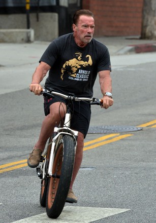 arnold schwarzenegger cycling