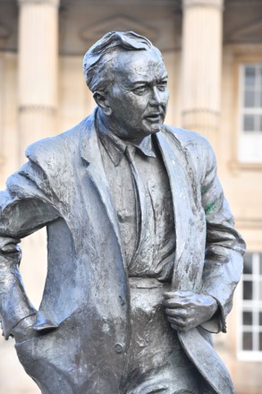 Harold Wilson Bronze Statue. Huddersfield, UK - 29 Aug 2020