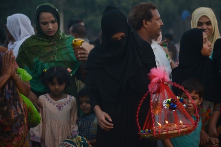 Pakistani Devotees Gather Along Their Symbolic Editorial Stock Photo Stock Image Shutterstock