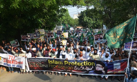 Pakistani Activists Tehreek Labbaik Ya Rasool Editorial Stock Photo ...