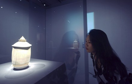 Cross-border art exhibition "Forever how far" opened in Hangzhou, national treasure western Han Dynasty jin Lu Jade clothing into the focus, Hhangzhou, China - 12 Sep 2020