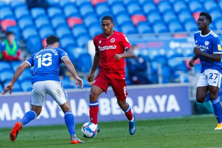 4,000 Cardiff city v reading Stock Pictures, Editorial Images and