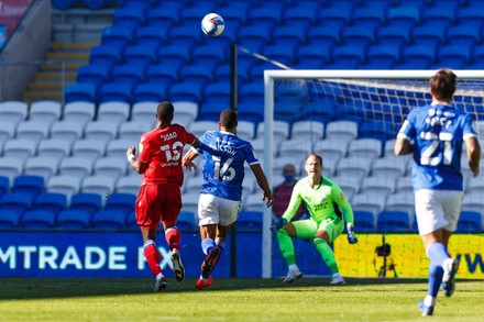 4,000 Cardiff city v reading Stock Pictures, Editorial Images and