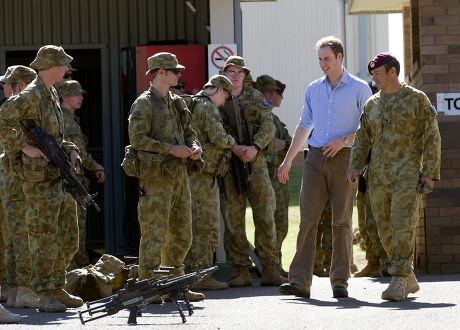 82 Royal Australian Regiment Stock Pictures, Editorial Images And Stock ...