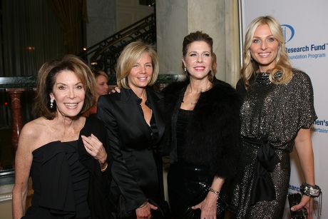 13th Annual Unforgettable Evening Benefiting EIF's Women's Cancer Research Fund held at the Beverly Wilshire Hotel in Beverly Hills, Los Angeles, America - 27 Jan 2010