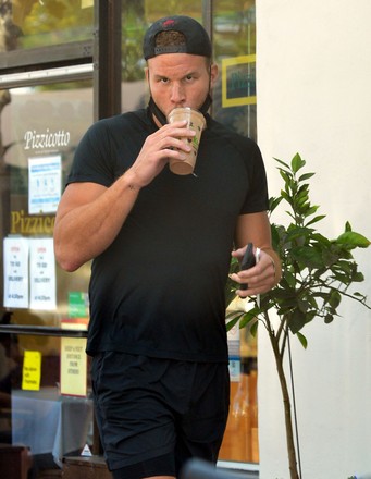 Exclusive - Blake Griffin out and about, Los Angeles, USA - 17 Oct 2020