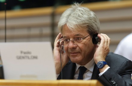 500 Paliament Stock Pictures, Editorial Images and Stock Photos ...
