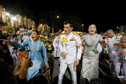Pro-monarchy rally to support the King, Bangkok, Thailand - 01 Nov 2020