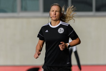 Katrin Rafalski Referee Warming Before Frauen Editorial Stock Photo 