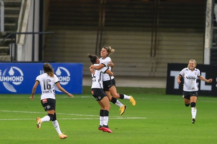 Andressinha (#20 Corinthians) during the Campeonato Brasileiro