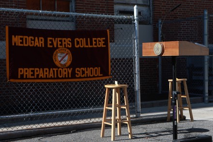 Mayor De Blasio announces new School Building for Medgar Evers College