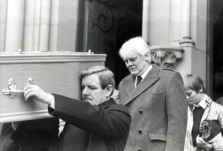 Anthony Booth 1986 Anthony Booth Leaves The Church Of The Holy Name At The Funeral Of His Wife Pat Phoenix....actors