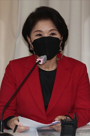 Chief of Seoul's Seocho Ward to run in Seoul mayoral election, Korea - 03 Dec 2020