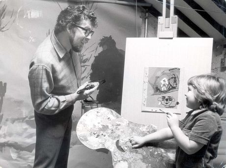 250 Rolf harris 1970s Stock Pictures, Editorial Images and Stock Photos ...