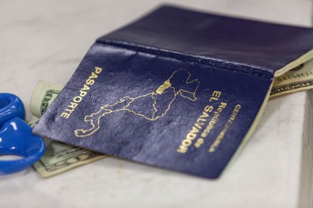 EL SALVADORAN PASSPORT ON TABLE MONEY Editorial Stock Photo - Stock ...