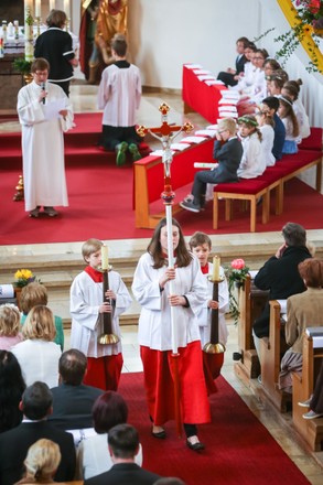 89 Sacrament of holy communion Stock Pictures, Editorial Images and ...