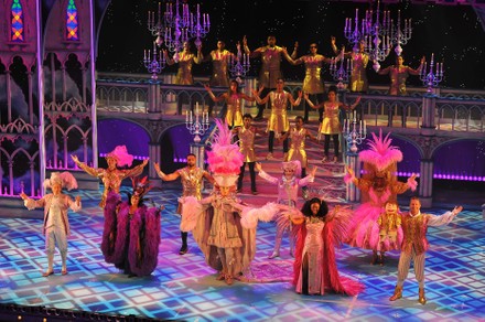 Cast Pantoland Palladium London Palladium Cast Editorial Stock Photo ...