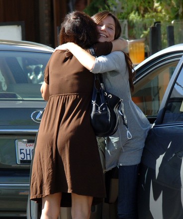 EXCLUSIVE: Cameron Diaz with sweat stains meets friends for lunch in Beverly Hills, Ca, California, USA - 26 Oct 2006
