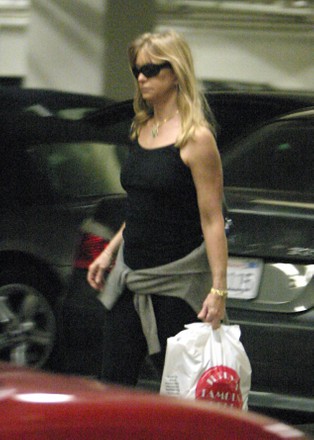 ACTRESS GOLDIE HAWN VISITS DAUGHTER KATE Editorial Stock Photo - Stock