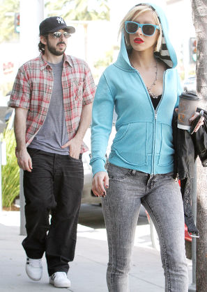 Christina Aguilera out and about, Beverly Hills, Los Angeles, America - 26 Mar 2010