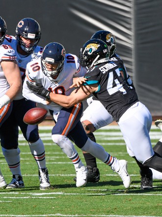 Jacksonville, FL, USA. 27th Dec, 2020. Chicago Bears quarterback Mitchell  Trubisky (10) during 1st half NFL football game between the Chicago Bears  and the Jacksonville Jaguars at TIAA Bank Field in Jacksonville