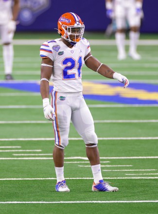 Arlington, Texas, USA. 30th Dec, 2020. Florida Gators quarterback