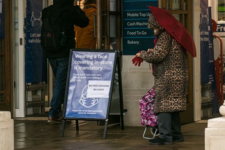 Sign Says No Face Covering No Editorial Stock Photo - Stock Image 