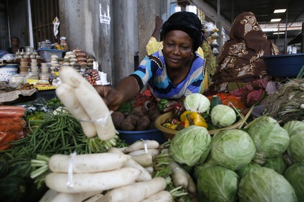 Woman Sells Vegetables Adjame Food Market Editorial Stock Photo - Stock ...