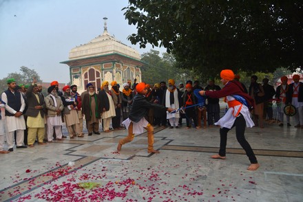 The ceremony as Mian Mir Bala Pir Sarkar, Lahore, Punjab, Pakistan - 13 Jan 2021