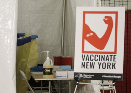 Coronavirus Vaccination Site Opens in East Harlem, New York, USA - 15 Jan 2021