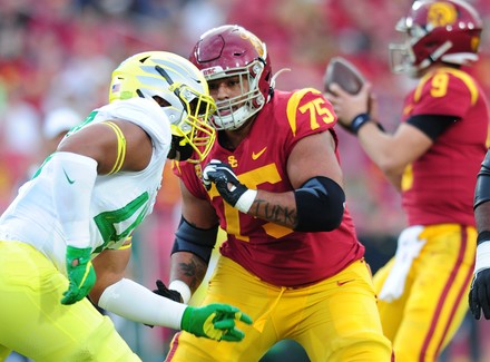 FILE PHOTOS).former USC Trojans offensive guard (75) Alijah Vera