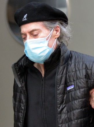 Exclusive - Richard Lewis and Joyce Lapinsky out and about, Los Angeles, California, USA - 11 Feb 2021